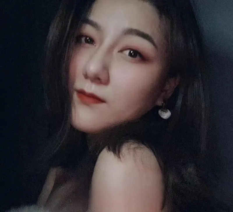 混血小胖妹