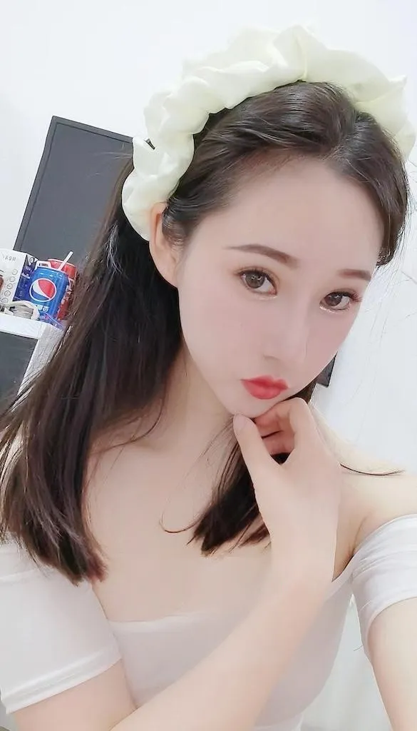 罗湖美乳女神叮当