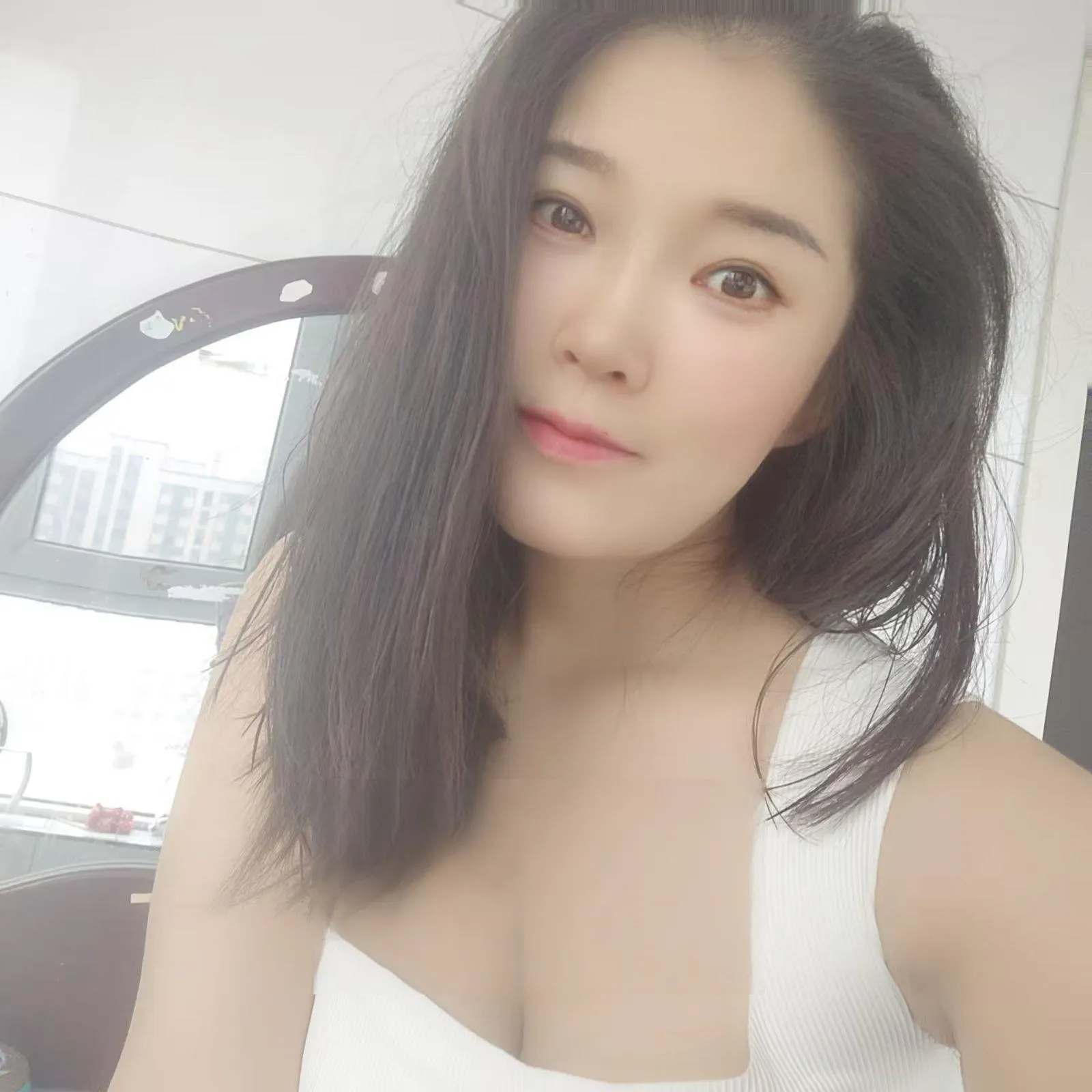 拱北服务系美少女 胸大屁股肥