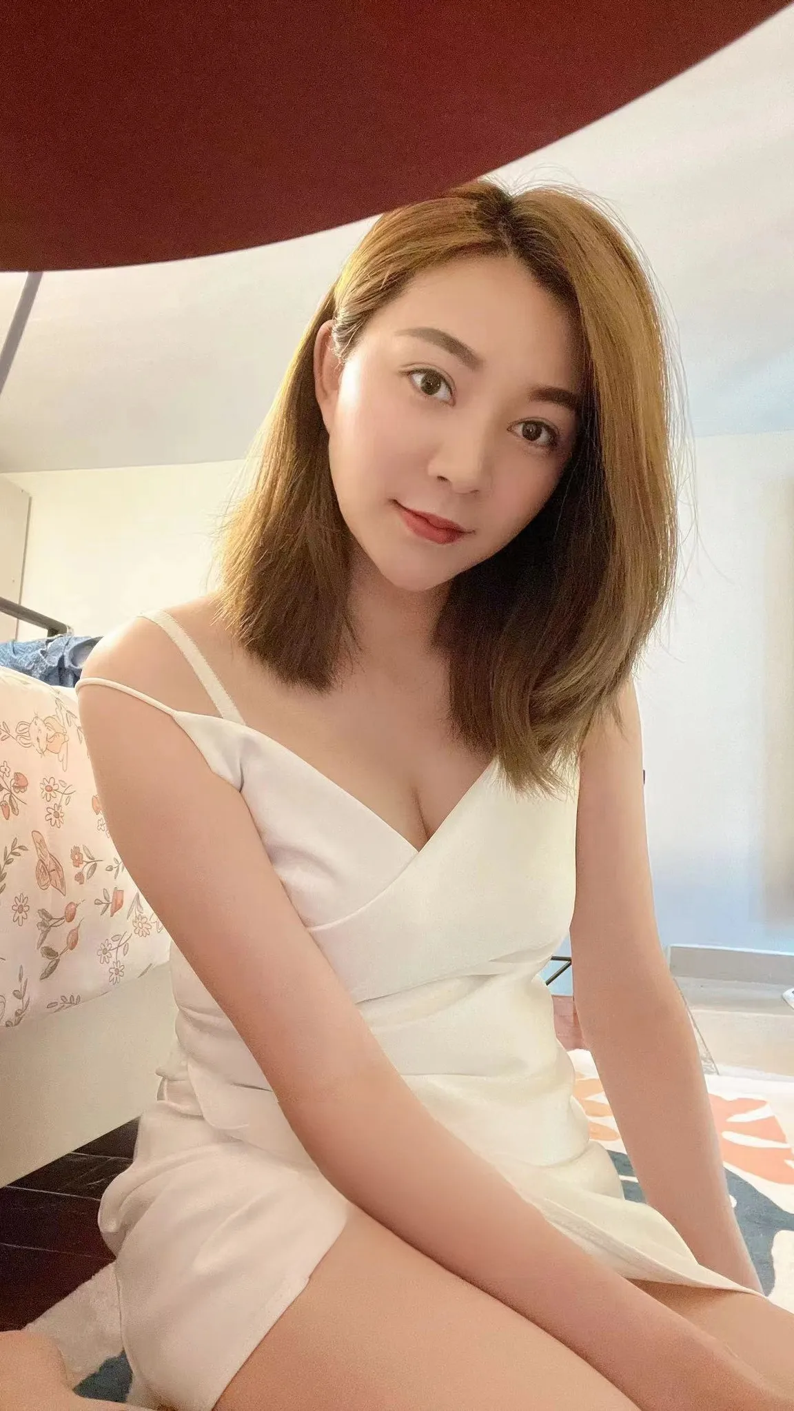 南山长腿乐乐