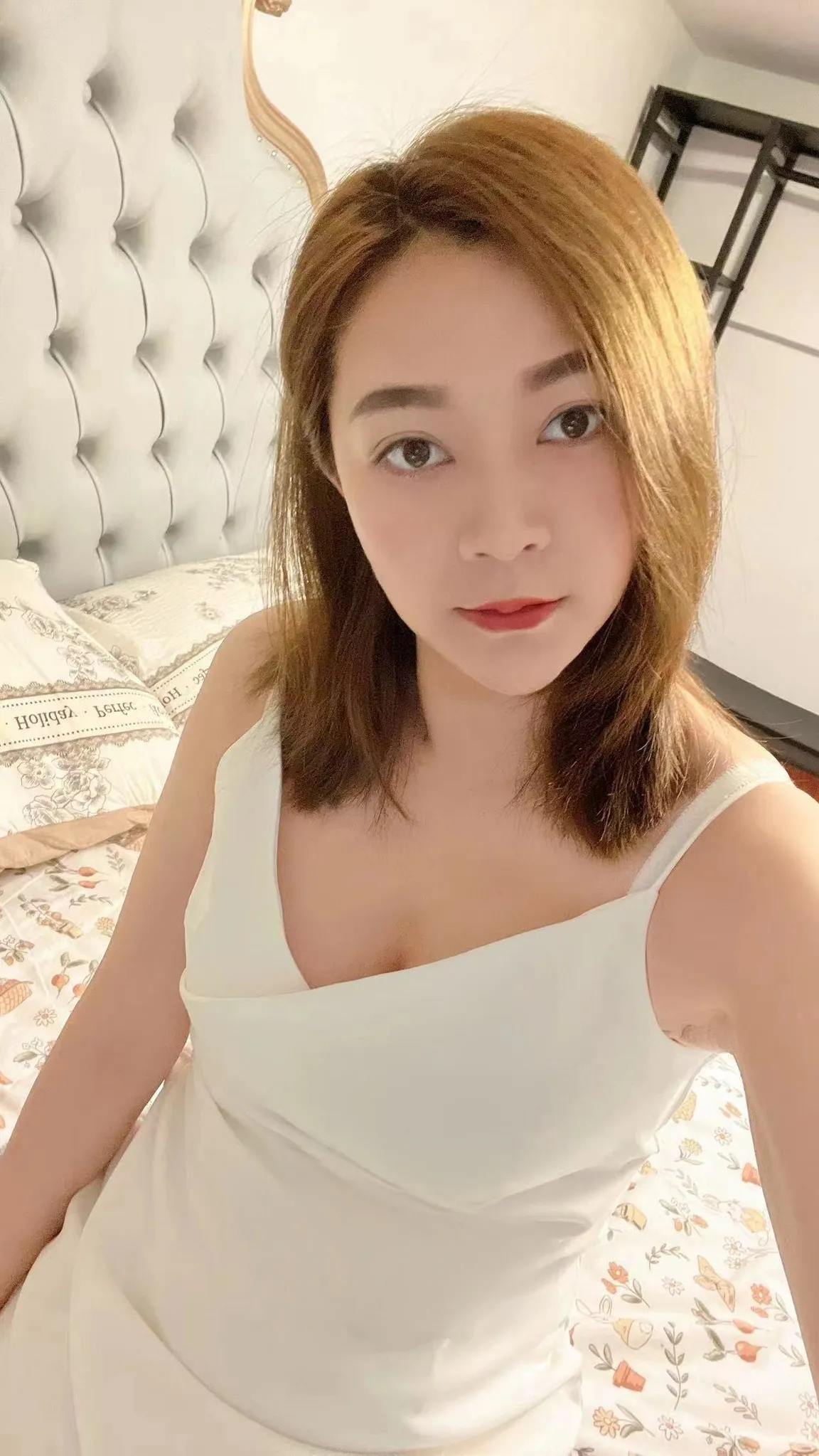 南山长腿乐乐