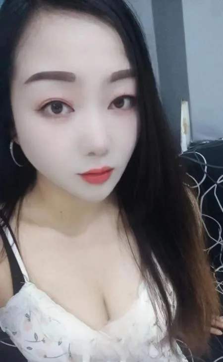 雨花水多大奶少妇