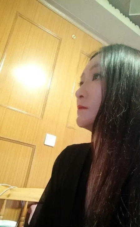 宝山小姐姐