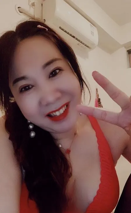 越秀泄火熟女