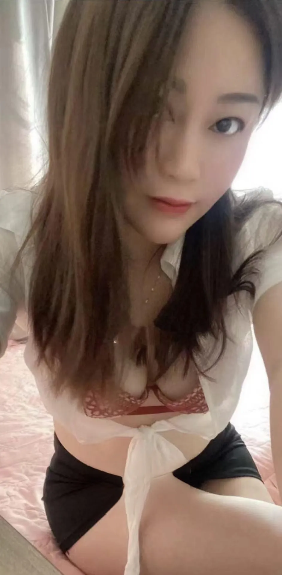 龙岗红牌大奶玲玲