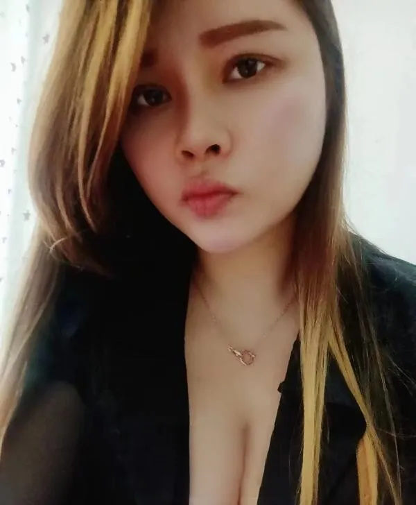 女友服务不错的妹子