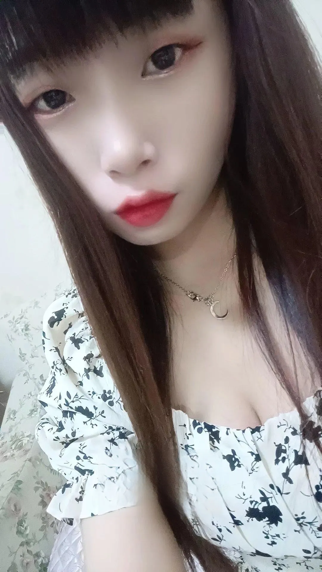 南郊妹月月