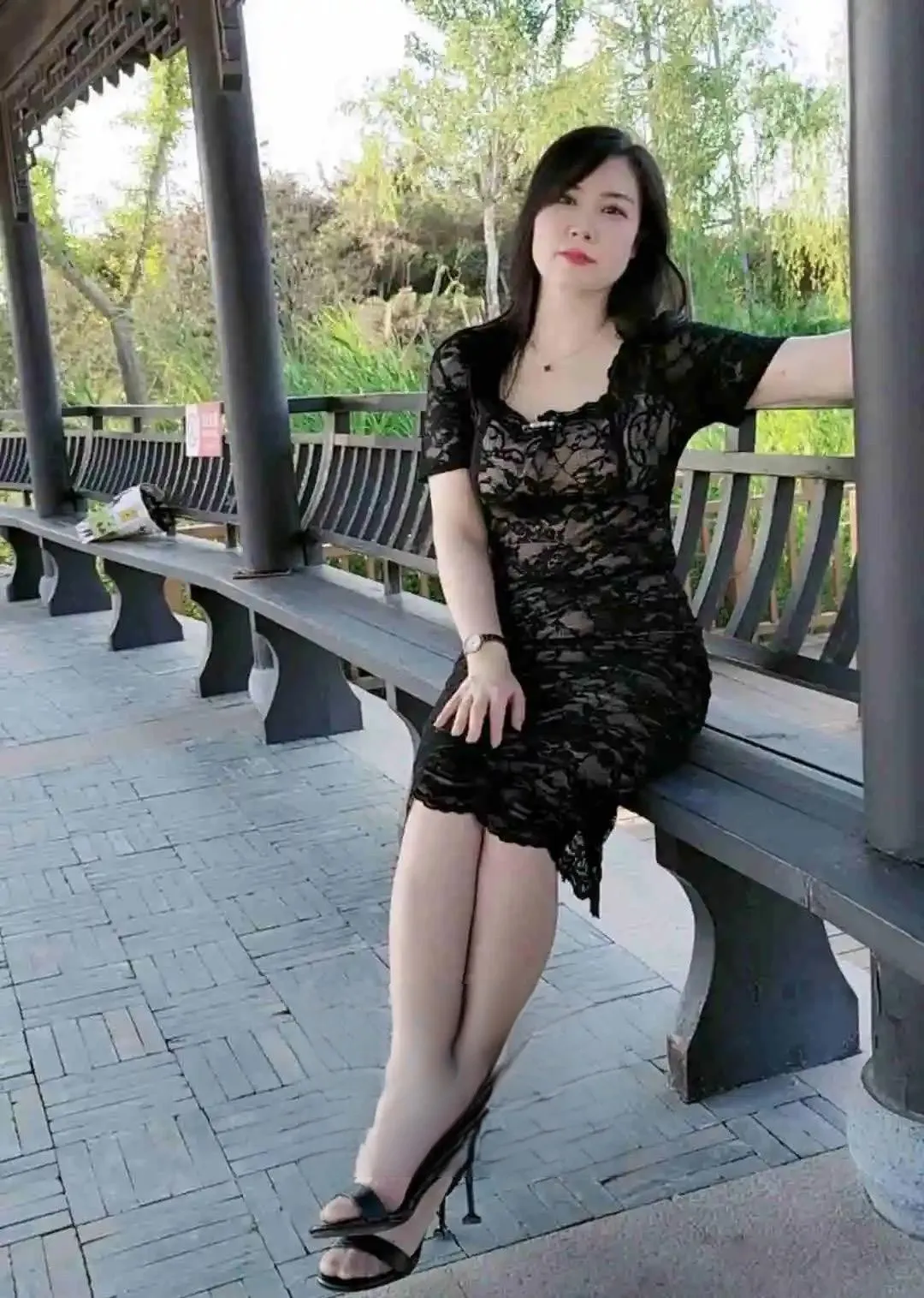 巨乳美少妇