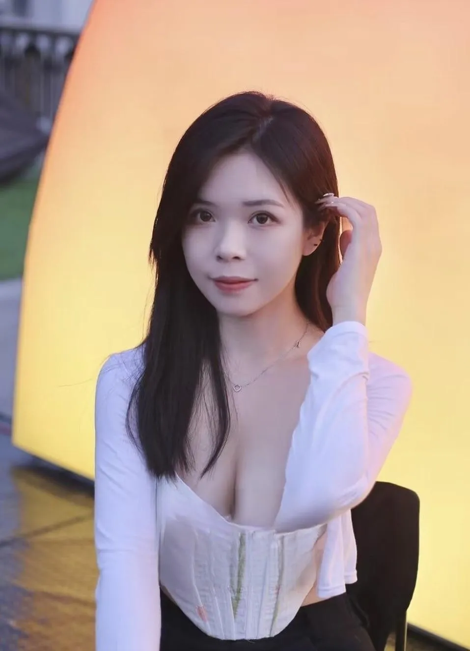服务系居家熟女姐姐