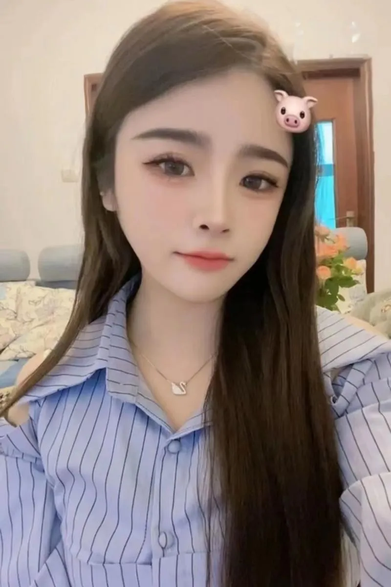 海珠区00后香香100%本人照