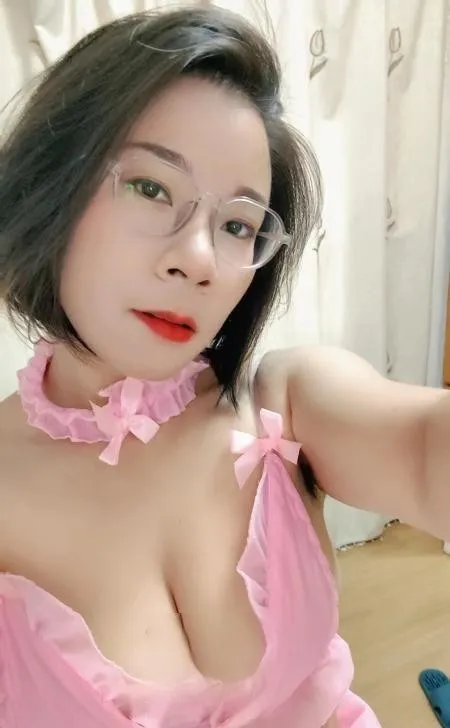 五塘广场少妇
