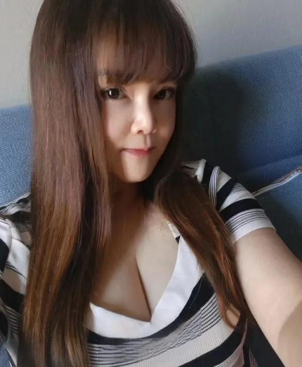 抓龙筋美少妇