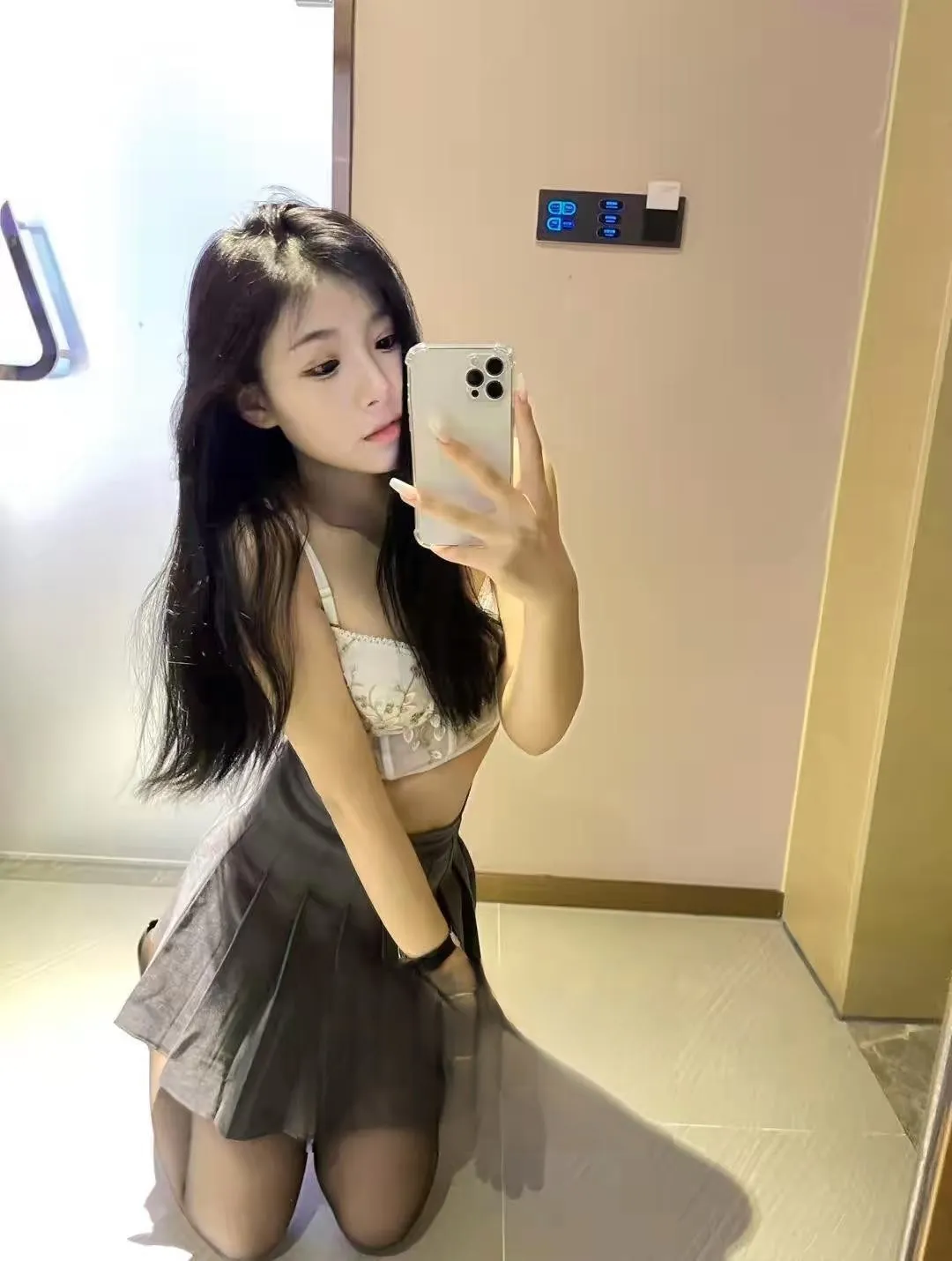 风骚兼职美女