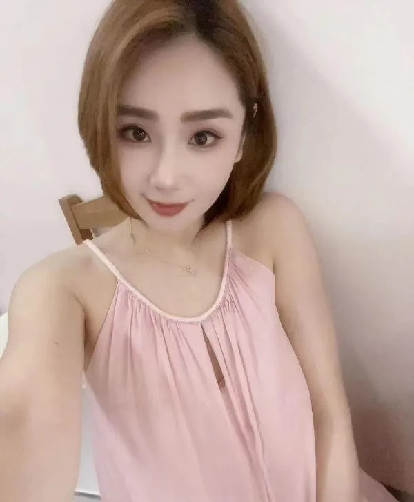 天河性感邻家小妹