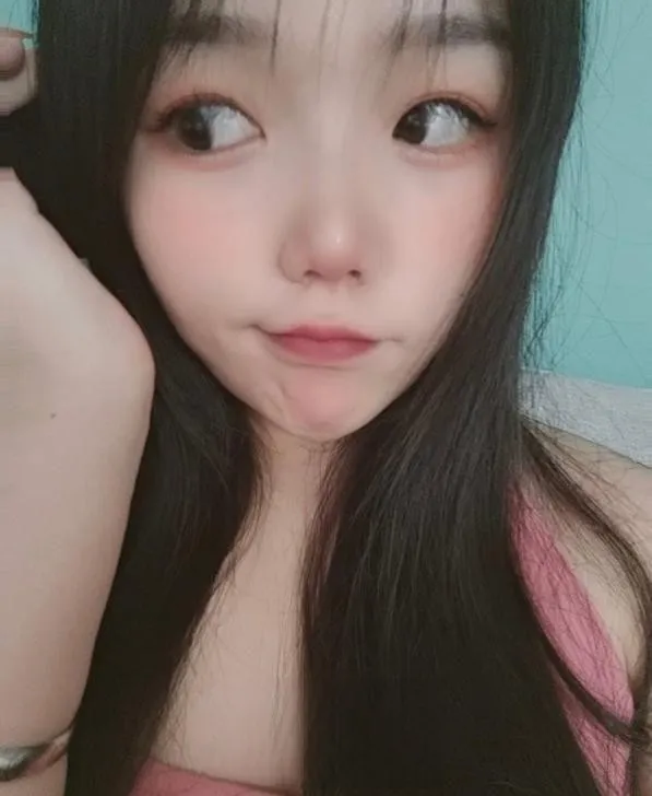 白云美女倩倩