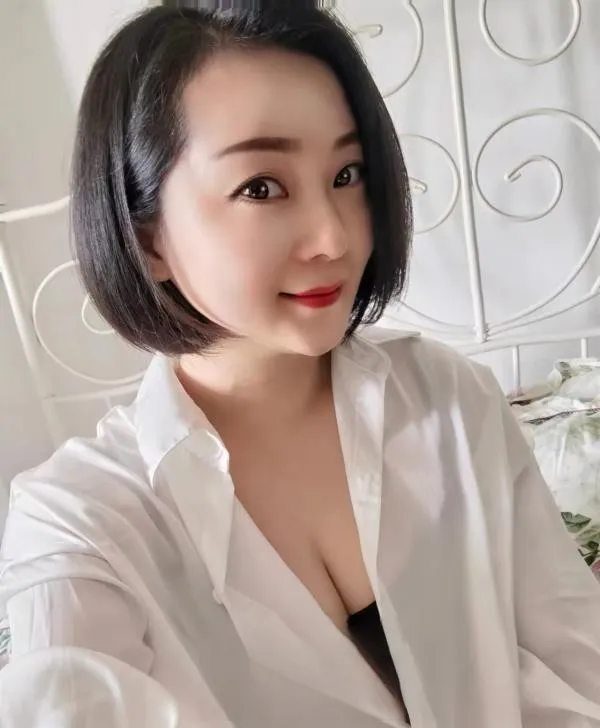 省体育馆婉柔体验