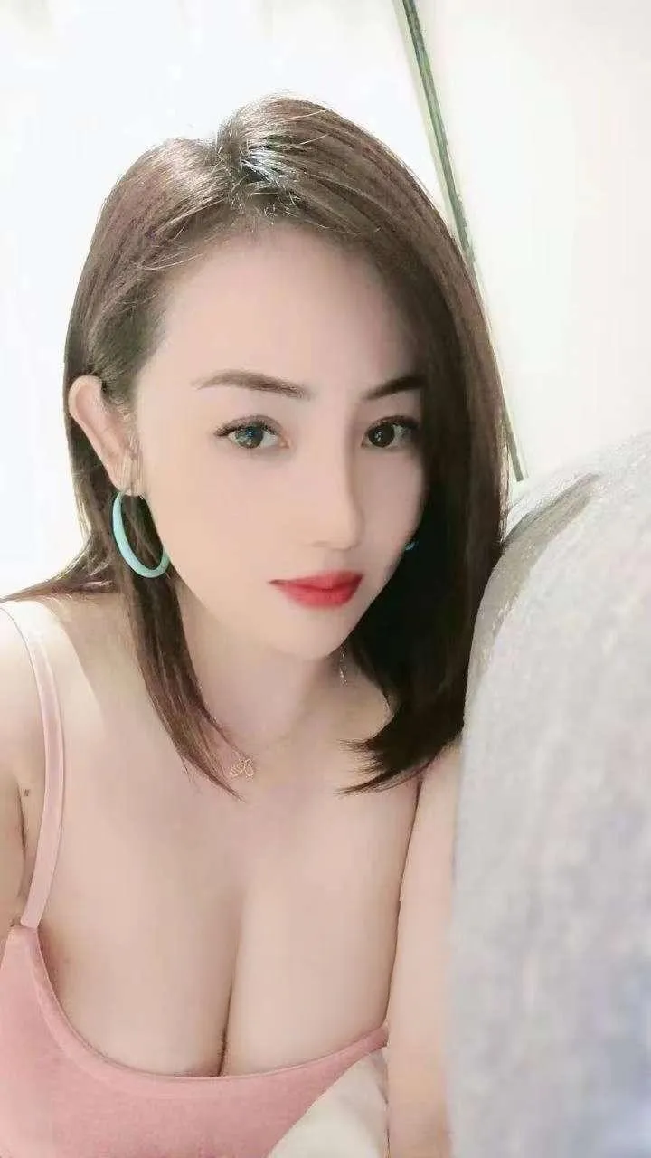 野味风骚人妻姚姚