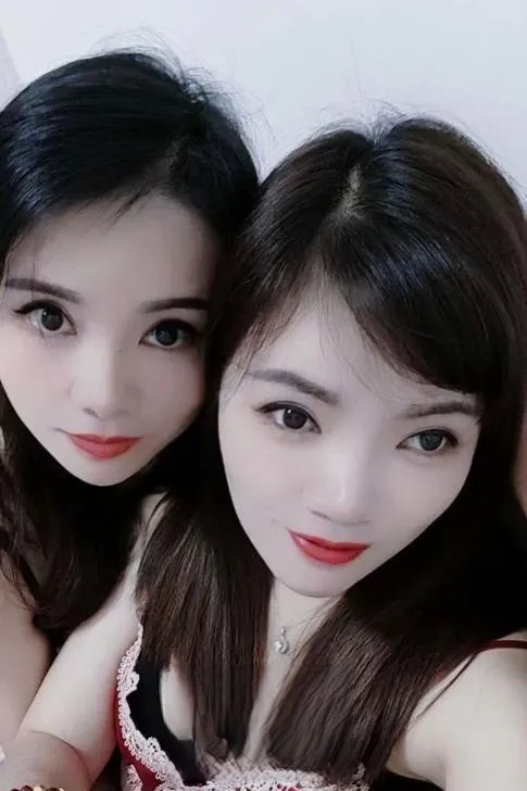 惠新西街双飞姐妹花