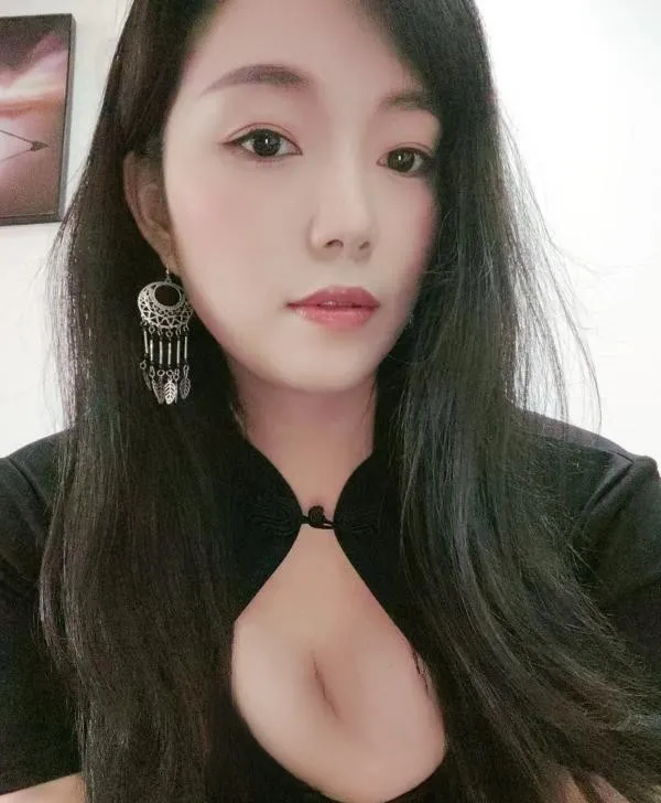 天府身材火爆夏妹妹