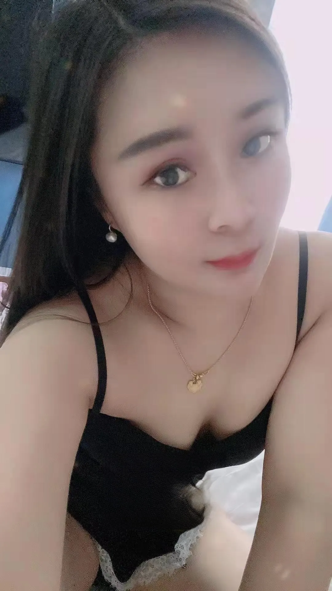 颜值不错小少妇