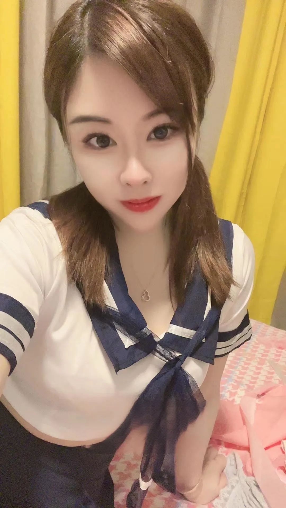 固戍大奶女仆莎莎