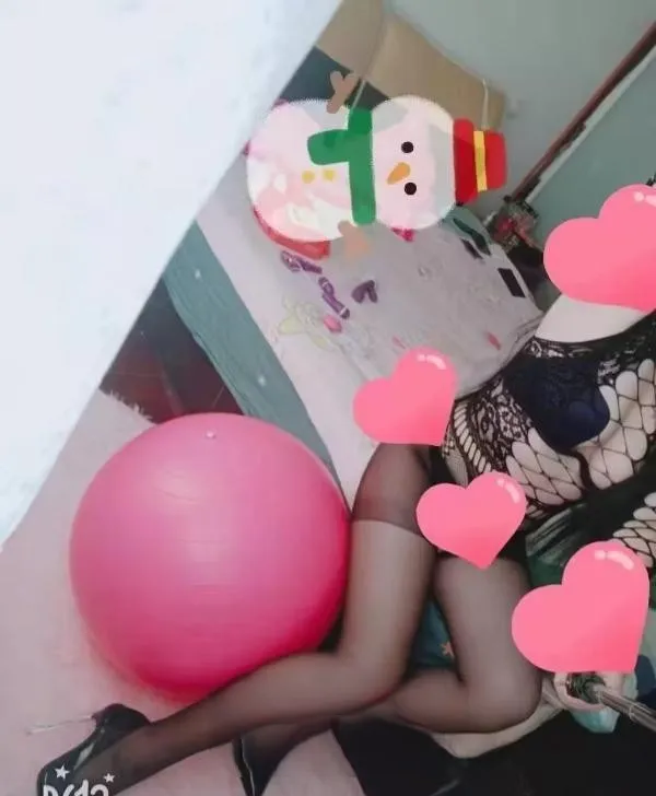 泰冯路性感美女