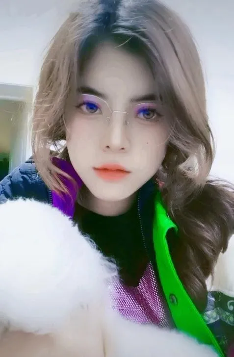 仙鹤门附近美女