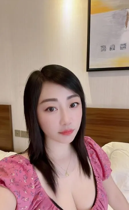 西丽钰柔