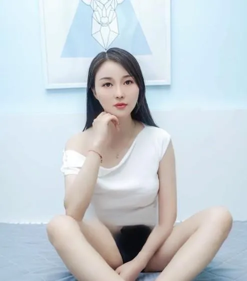 望京小活莹莹