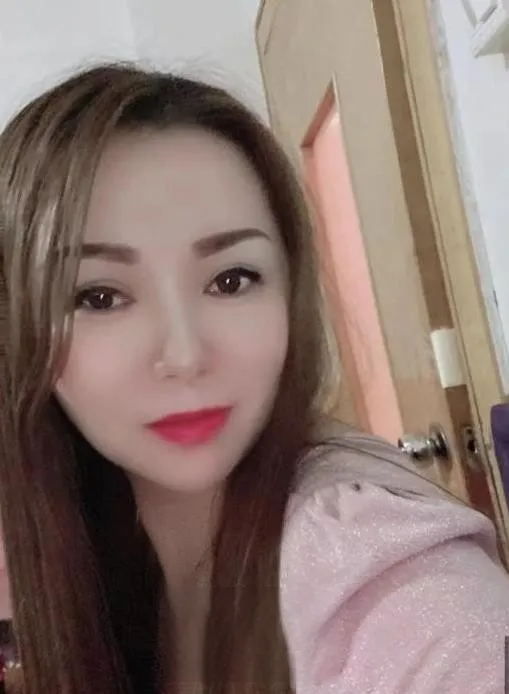 布吉大奶佳佳