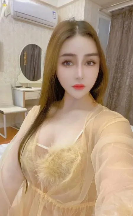 个人颜值挺好的
