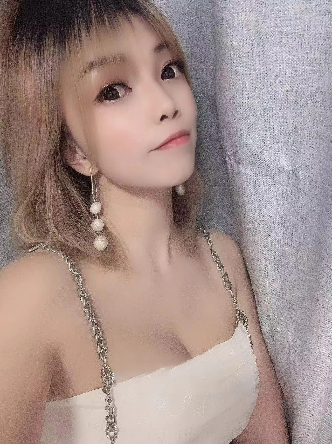 可爱纯欲小姐姐