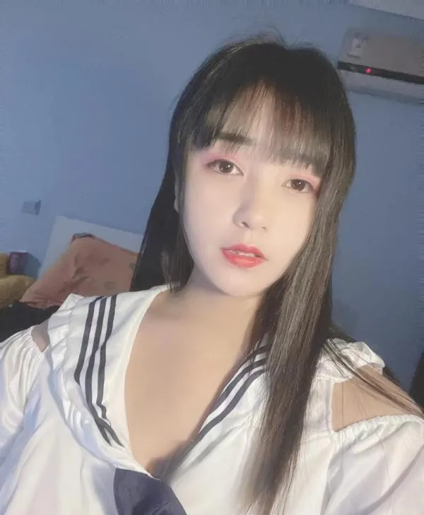 静安风骚小余