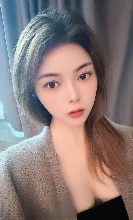 上城颜值美女喵喵