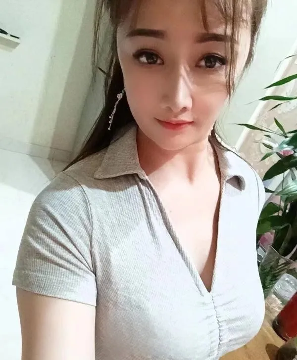 红牌老师 玲玲