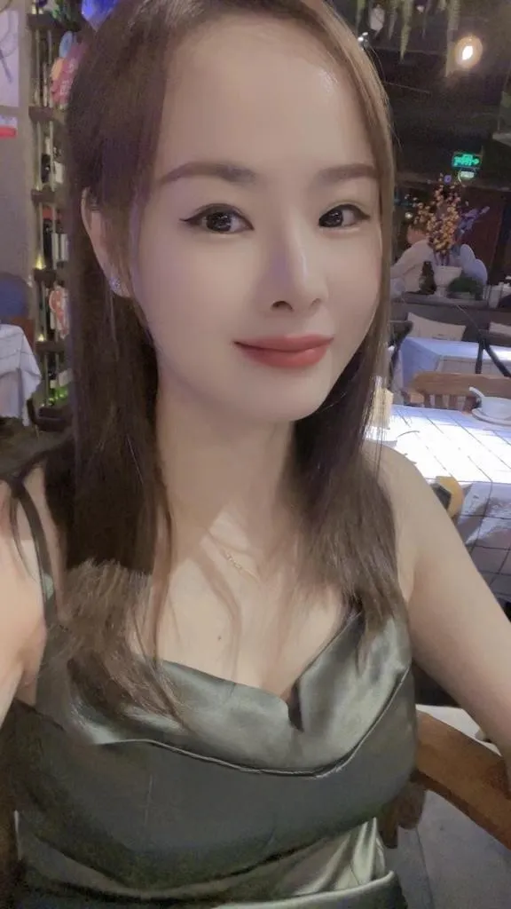 美腿美容师 姗姗
