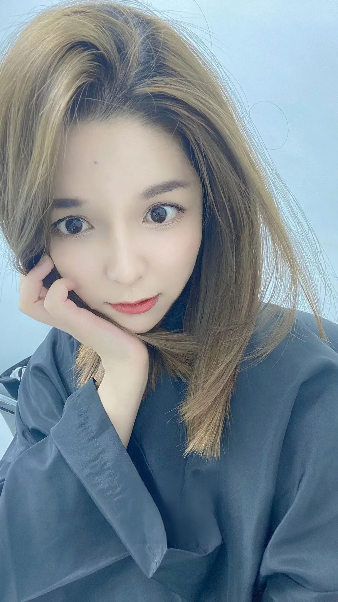 漂亮瘦小反差妹