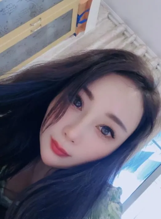南站颜值小姐姐