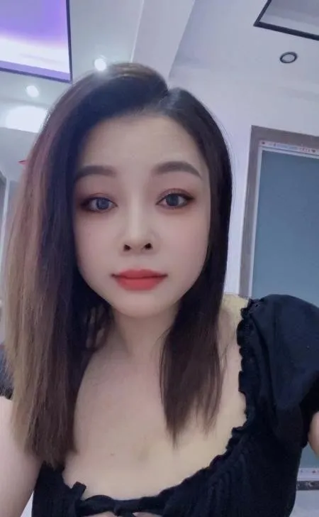 约会彤彤妹子