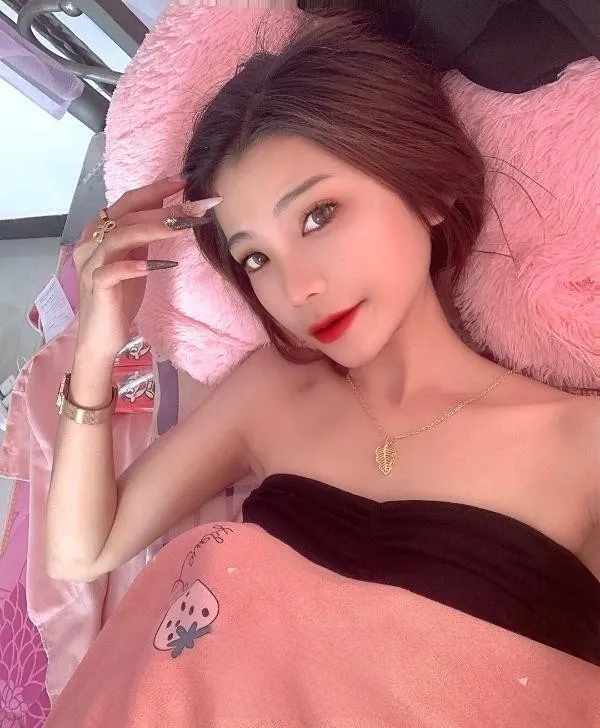 白云居家小仙女