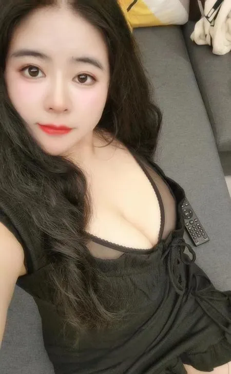 大巨乳露露