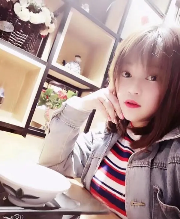 罗湖小妖精