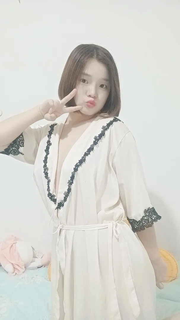 学院甜美小女仆