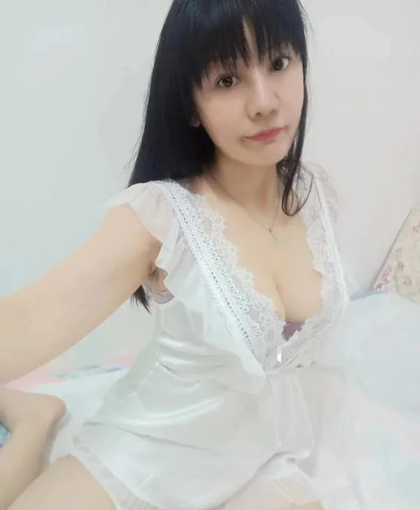 宝安大奶叶子