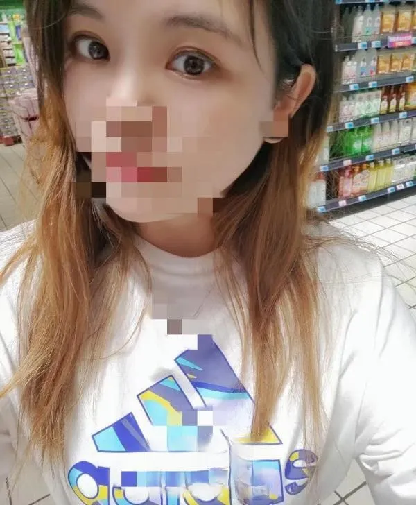 汉口酥胸琪琪