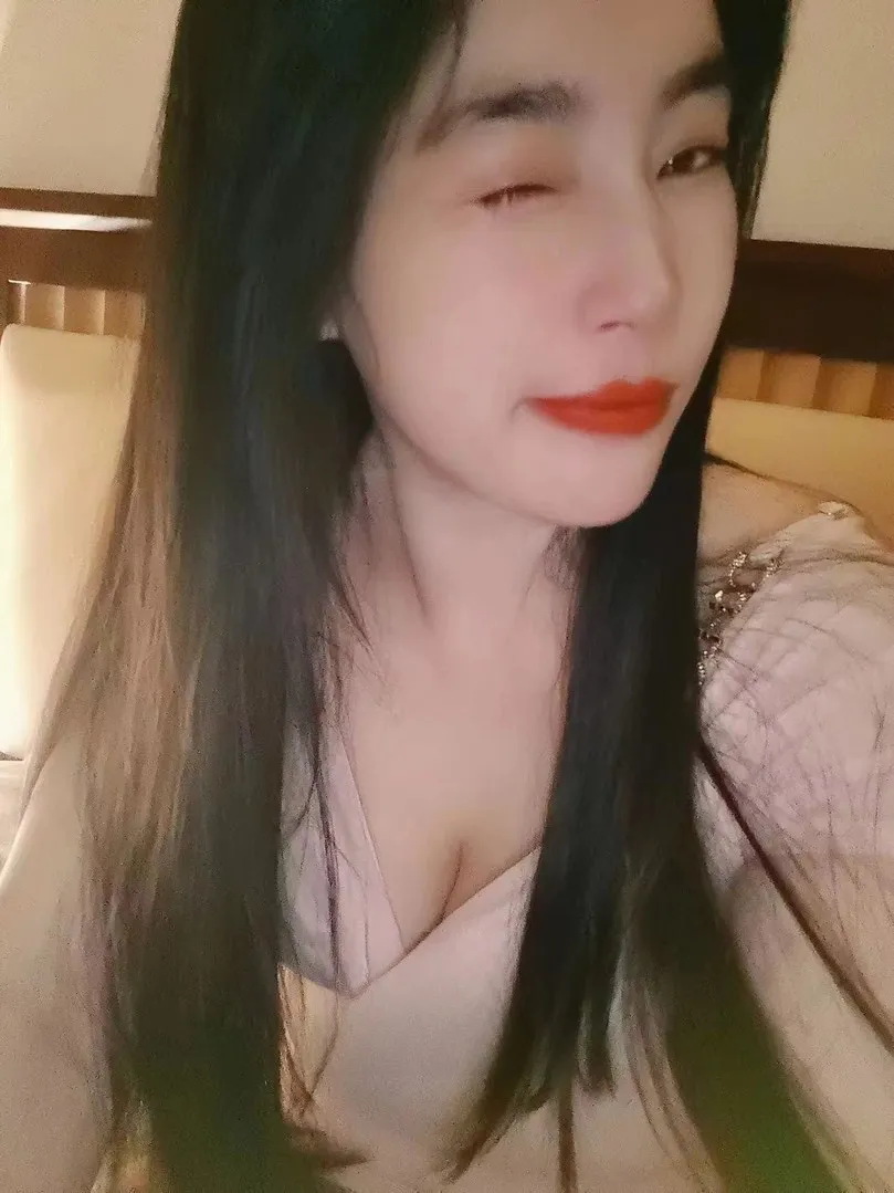 龙华珊珊老师