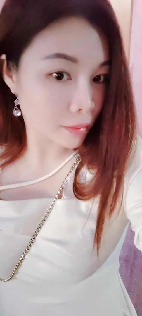 胸大屁股大丰满少妇