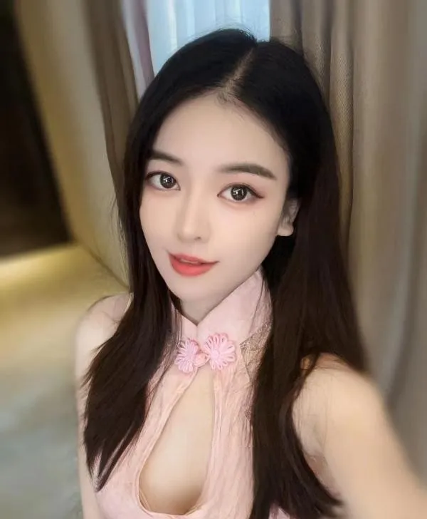 向西momo老师