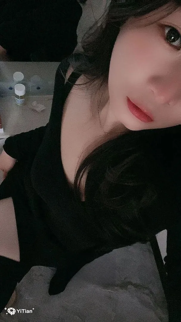 黑丝长腿换装糖小萌