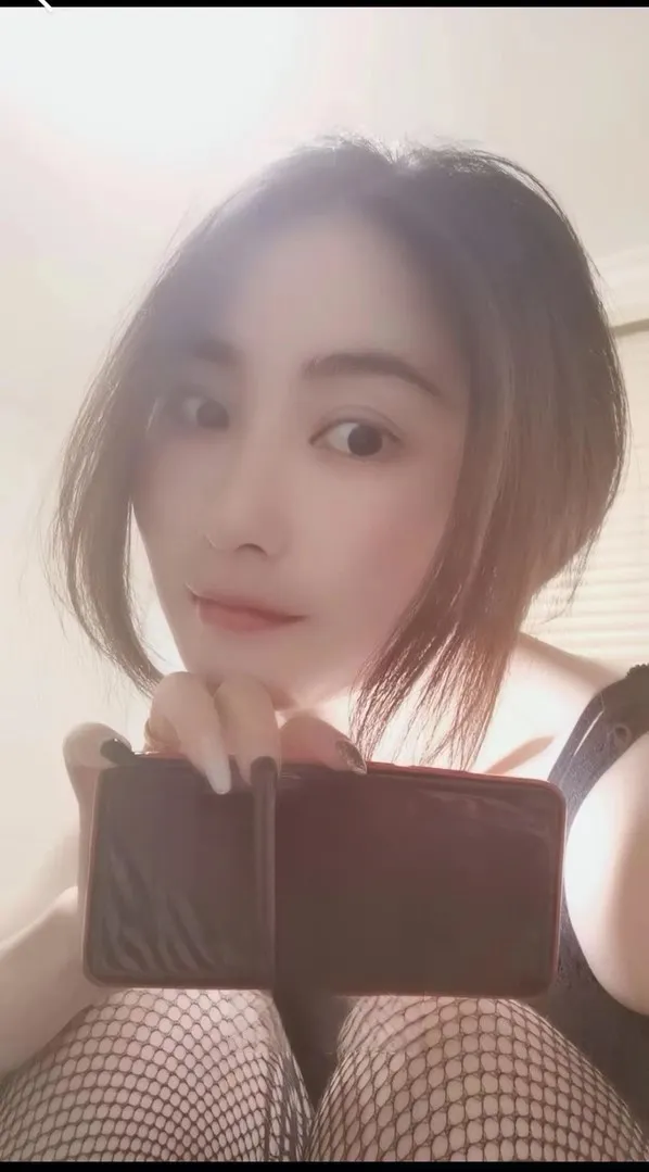 秦淮颜值翘臀娜娜